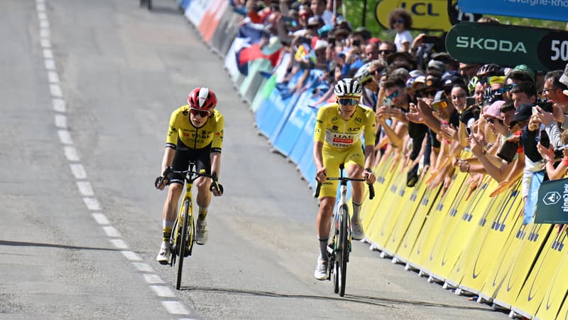 Tadej Pogacar ne dispute pas le sprint a Jonas Vingegaard lors de la 8e etape du Criterium du Dauphine le 15 juin 2025 2099697