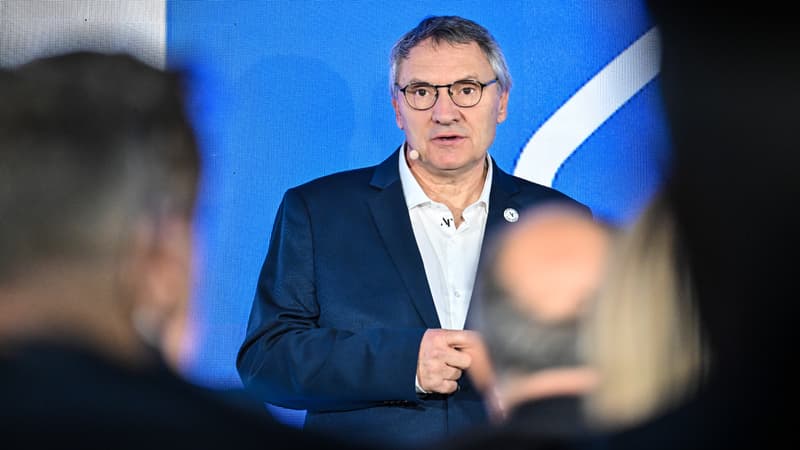 Dominique Serieys directeur general de l equipe Decathlon AG2R La Mondiale le 9 decembre 2024 2106559