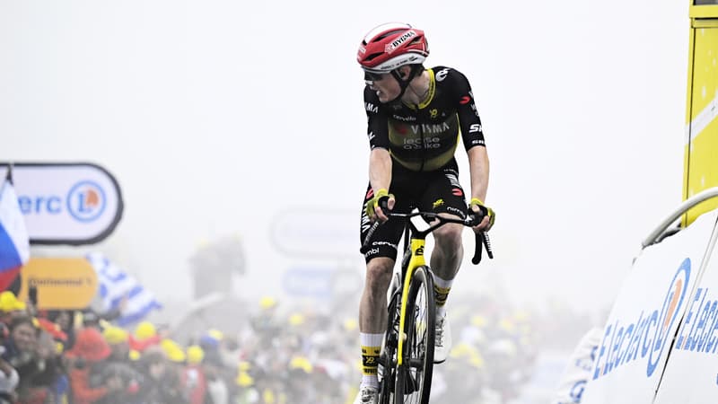 Jonas Vingegaard au sommet du col de la Loze lors de la 18e etape du Tour de France le 24 juillet 2025 2115578
