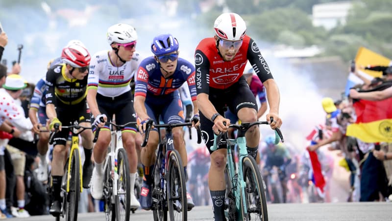 Kevin Vauquelin a l attaque dans le final de la 2e etape du Tour de France le 6 juillet 2025 2107917