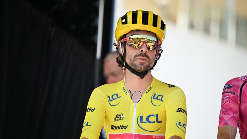 L Irlandais Ben Healy avec le maillot jaune lors du Tour de France le 16 juillet 2025 2117756