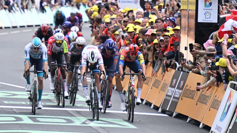 L arrivee au sprint lors de la 3e etape du Tour de France a Dunkerque le 7 juillet 2025 2110823