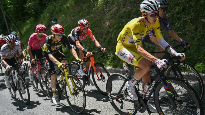 Le maillot jaune Tadej Pogacar suivi de son rival Jonas Vingegaard dans l ascension du Col du Glandon 18e etape du Tour de France 24 juillet 2025 2115352