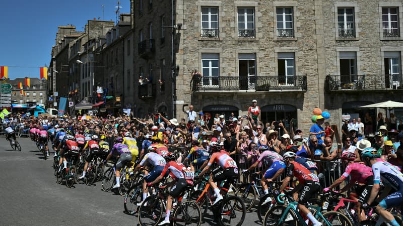 Le peloton du Tour de France lors de la 7e etape 11 juillet 2025 2110951