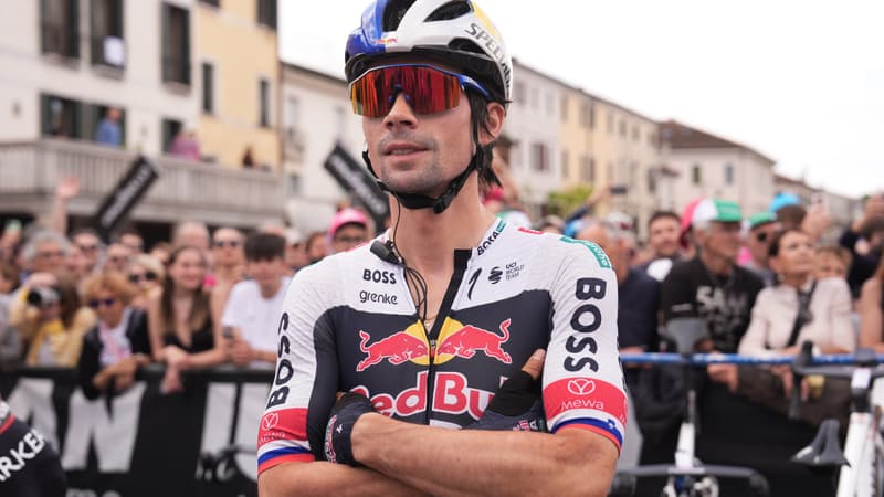 Primoz Roglic avec la formation Red Bull BORA hansgrohe sur le Giro 2025 2105240