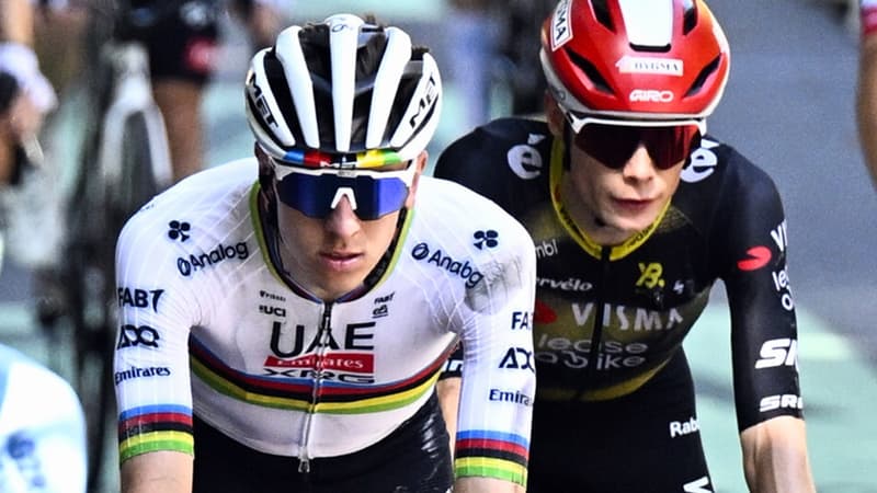 Tadej Pogacar et Jonas Vingegaard lors de la 11e etape du Tour de France le 16 juillet 2025 2112620