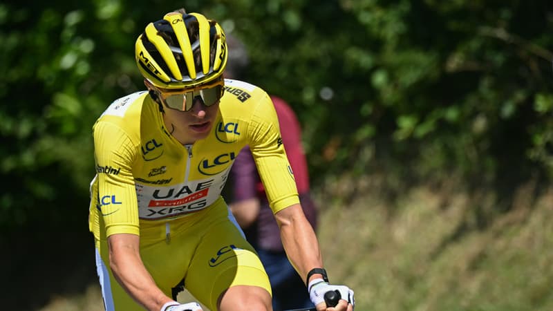 Tadej Pogacar lors de la 6e etape du Tour de France le 10 juillet 2025 2110065