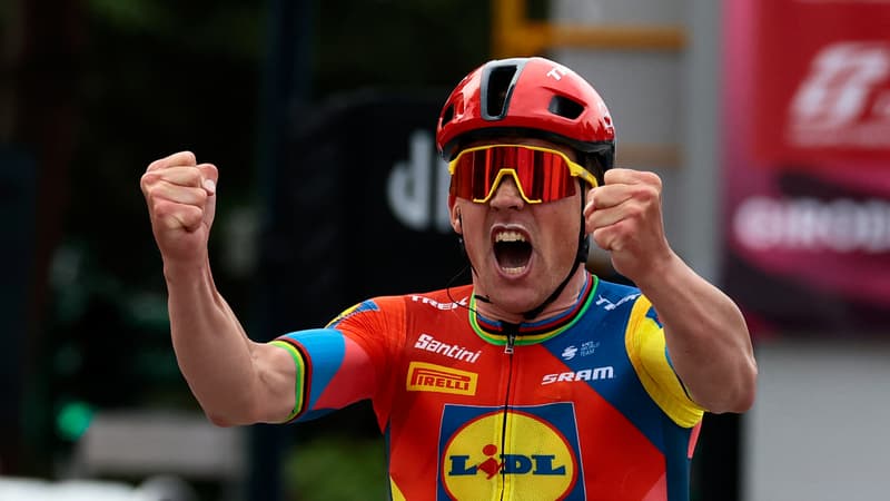 Mads Pedersen vainqueur de la premiere etape du Giro 2025 2078918