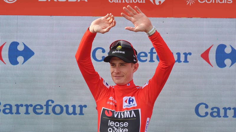 Jonas Vingegaard en rouge apres la 10e etape du Tour d Espagne le 2 septembre 2025 2131341