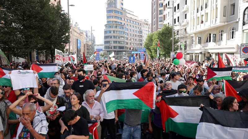 Les manifestants pro palestiniens perturbent la derniere etape de la Vuelta a Madrid 14 septembre 2025 2137539