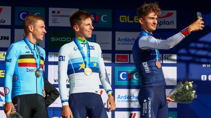 Paul Seixas s offre un selfie avec Remco Evenepoel et Tadej Pogacar aux championnats d Europe de cyclisme 5 octobre 2025 2149712