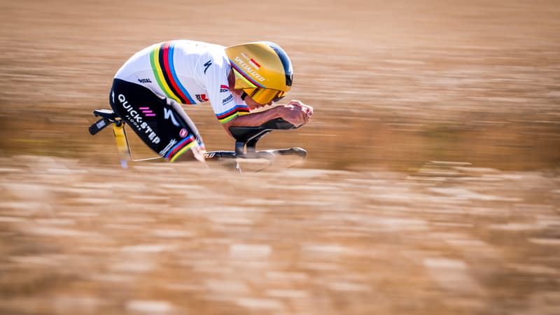Remco Evenepoel lors d un contre la montre du Tour de France le 9 juillet 2025 2113214