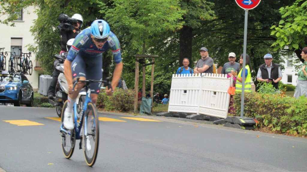 Paul Magnier remporte la 1re étape du Tour du Guangxi et prend la tête